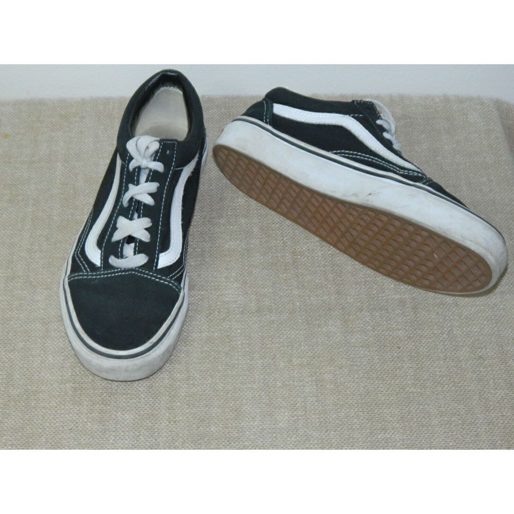 Vans Old Skool Classic Skate Sneakers Black White Skateboard Size 5.5 M/ 7 W